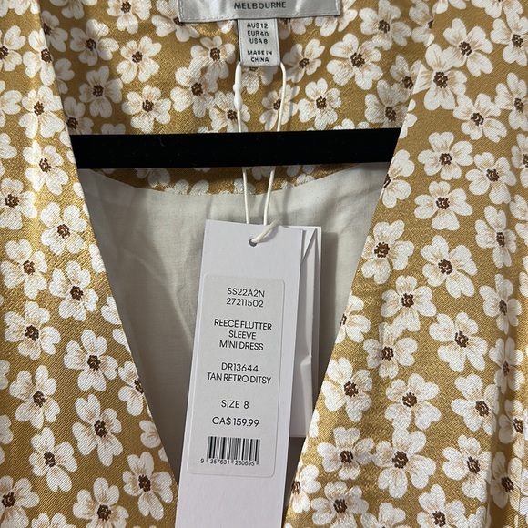 Reece flutter sleeve mini dress - Picture 4 of 6